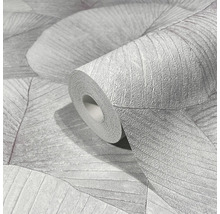 Tapetenrolle mit Blattmuster