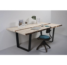 Bureau en bois avec cadre en métal noir et une chaise