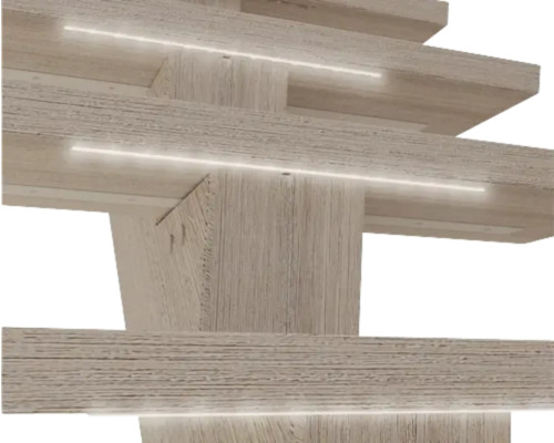 Detailansicht einer Holzkonstruktion mit integrierter Beleuchtung