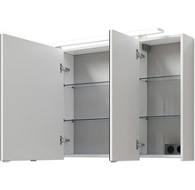 Geöffneter Spiegelschrank mit Glasablagen