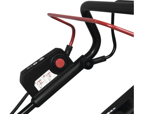 Detailansicht des Bedienelements eines Rasenmähers