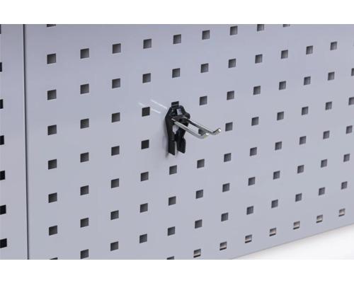 Panneau perforé avec support d''outils