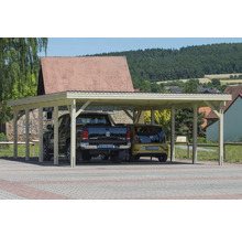 Doppelcarport aus Holz mit zwei geparkten Autos