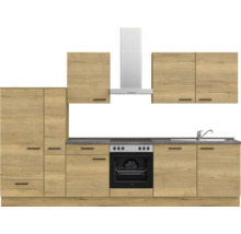 Cuisine avec appareils électriques et armoires suspendues à l''aspect bois