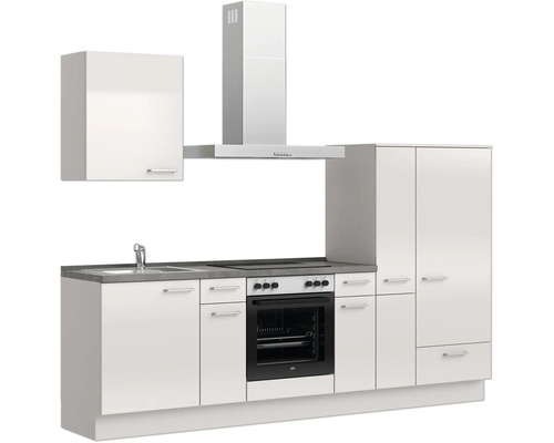 Cuisine complète avec évier, cuisinière, hotte et armoires