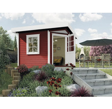 Szene mit Gartenhaus, Terrasse, Gartenmöbeln und Bepflanzung