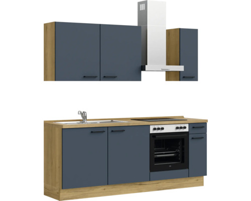 Komplette Küchenzeile mit Spüle, Herd, Dunstabzugshaube und Schränken in modernem Design