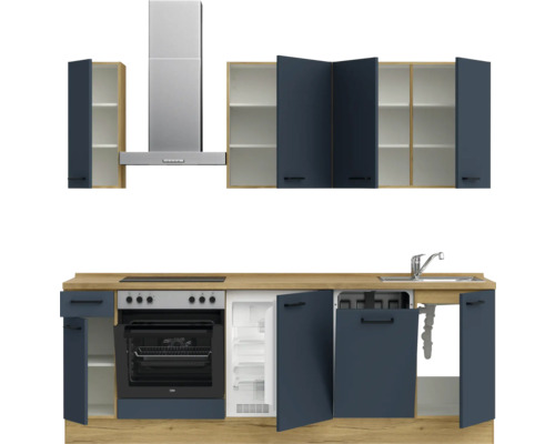 Cuisine équipée avec éléments hauts et bas, hotte aspirante, évier, plaque de cuisson, four, réfrigérateur et lave-vaisselle