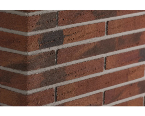 Angle pour pierre de parement Elabrick Gdansk 29 x 10 x 4 cm Gros plan d''un angle maçonné avec des parements rouge-brun