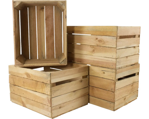 Stapel aus vier Holzkisten
