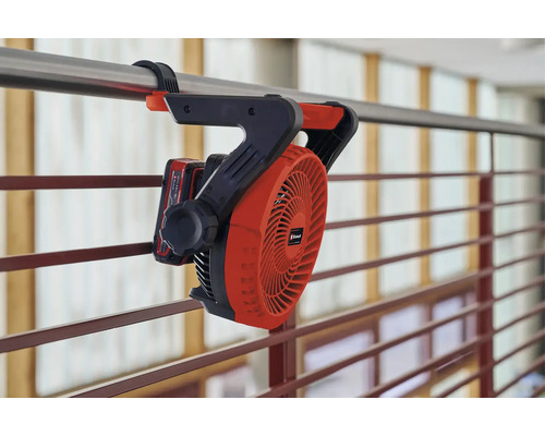 Ventilateur sans fil pour fixation sur une balustrade