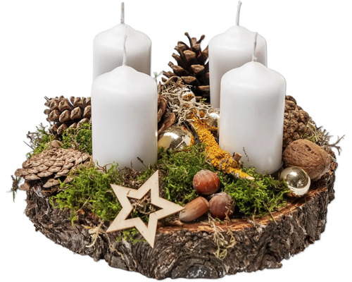 Composition de l'Avent env. Ø 27 cm avec 4 bougies piliers Ø 5 cm h 8 cm blanc sur une tranche de bois Composition de l'Avent env. Ø 27 cm avec 4 bougies piliers Ø 5 cm h 8 cm blanc sur une tranche de bois