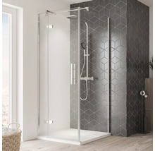 Cabine de douche avec verre clair et système de douche dans une salle de bain moderne