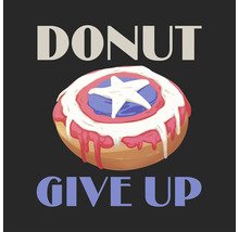 Donut mit Stern-Dekoration und dem Schriftzug Donut Give Up