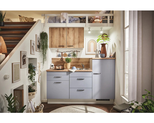 PICCANTE Plus Küchenzeile mit Geräten Marlena Casual 180 cm pastellblau honig eiche matt montiert