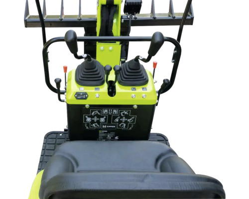 Panneau de commande d''un mini-chargeur à fumier avec siège et leviers de commande