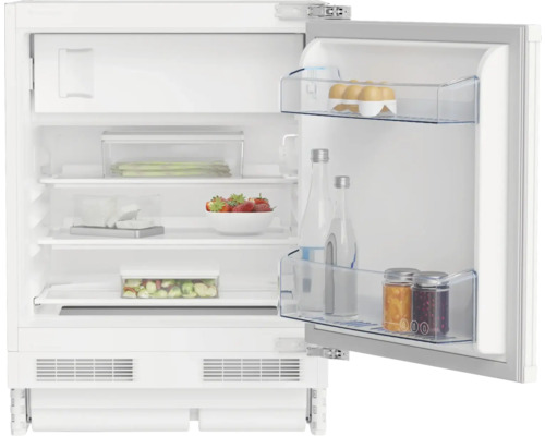 Réfrigérateur ouvert avec des aliments