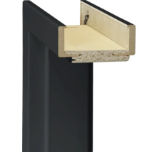 Vue détaillée d''un cadre de porte noir avec section transversale en bois