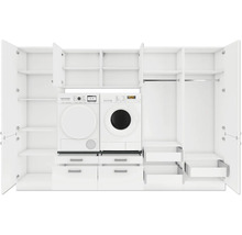 Weißer Kleiderschrank mit Waschmaschine, Trockner und offenen Türen
