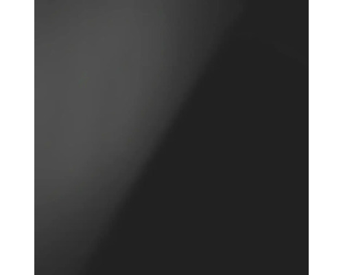 Dunkle, glänzende Oberfläche.