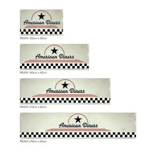 Dekorative Wandpaneele im American Diners Design in verschiedenen Größen.