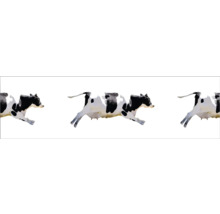 Image avec trois vaches qui sautent