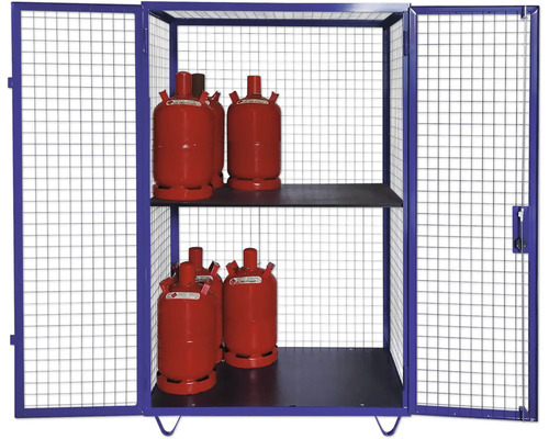 Armoire pour bouteilles de gaz GF 8.19 avec porte à 2 vantaux, peut être soulevée par un transpalette Cage grillagée avec bouteilles de gaz pour le stockage.