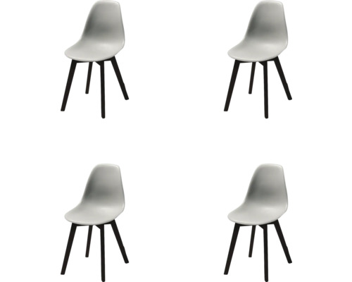 Quatre chaises avec coque en plastique et pieds en bois