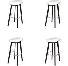 Quatre tabourets de bar avec repose-pieds