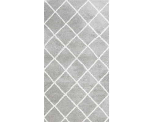 Tapis gris à losanges