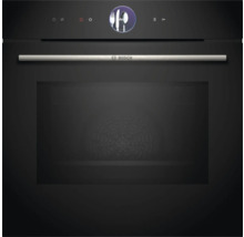 Bosch Backofen mit Bedienfeld und Garraum