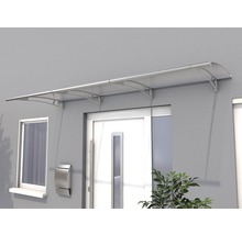 Auvent de porte d''entrée en polycarbonate et métal monté sur un mur de maison.
