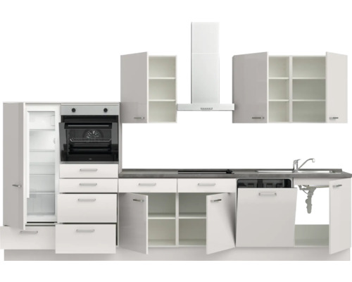 Cuisine équipée avec appareils intégrés, évier et hotte aspirante