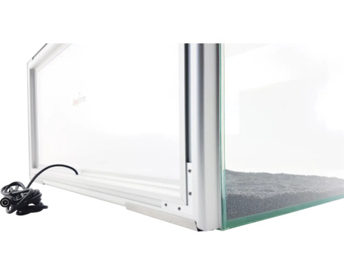 Aquarium avec éclairage et câble