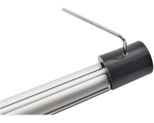 Detailansicht einer Gardinenstange mit Inbusschlüssel