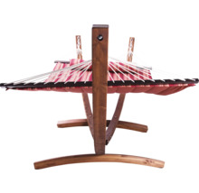 Hamac avec cadre en bois