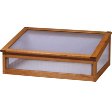Frühbeet aus Holz mit transparenten Wänden