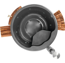 Bain nordique rond avec éléments en bois