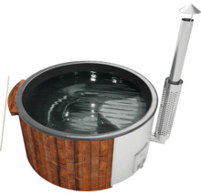 Bain nordique à bois avec eau et cheminée