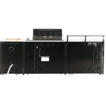 Vue arrière d''une cuisine extérieure avec plusieurs modules