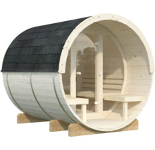 Sauna baril Palmako Anita 1 sans poêle avec bardeaux et façade entièrement vitrée en verre transparent.