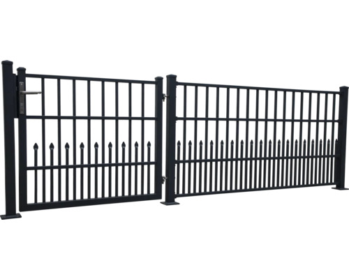 Doppeltor aus Metall mit Spitzen