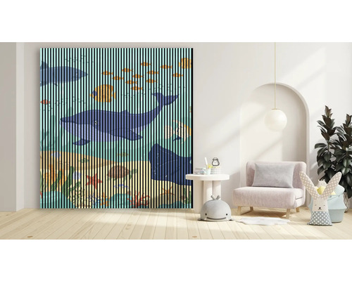 Dekorative Lamellenwand mit Unterwassermotiv im Kinderzimmer
