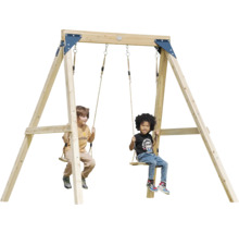 Holzschaukel mit zwei Kindern