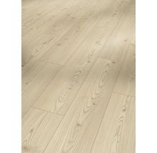 Verlegter Laminatboden in Holzoptik