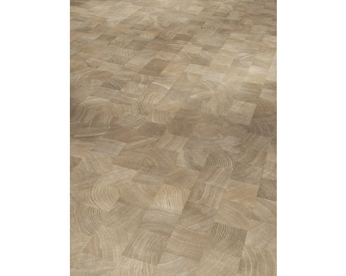 Holzboden mit quadratischem Muster für den Innenbereich