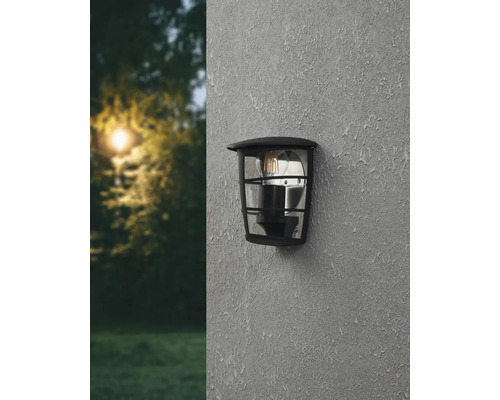 Applique murale d''extérieur sur un mur texturé