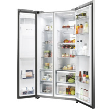 Réfrigérateur combiné américain ouvert avec des aliments