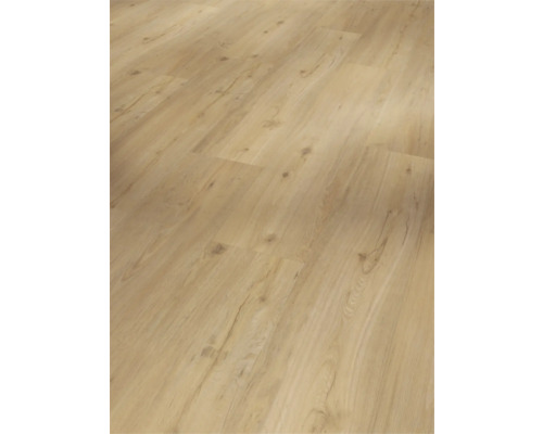 Revêtement de sol en vinyle posé, aspect bois.