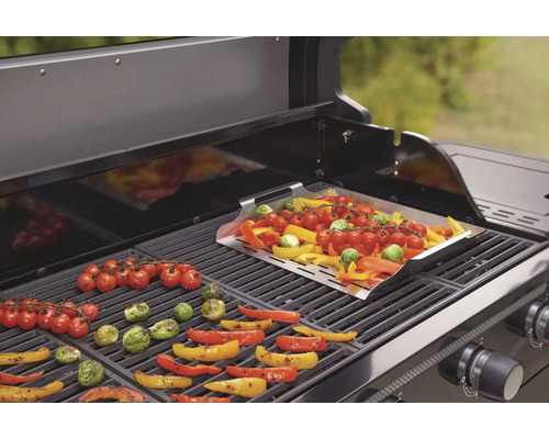 Légumes préparés sur un gril